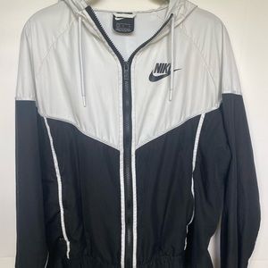 Women’s Nike Zip-Up Windbreaker